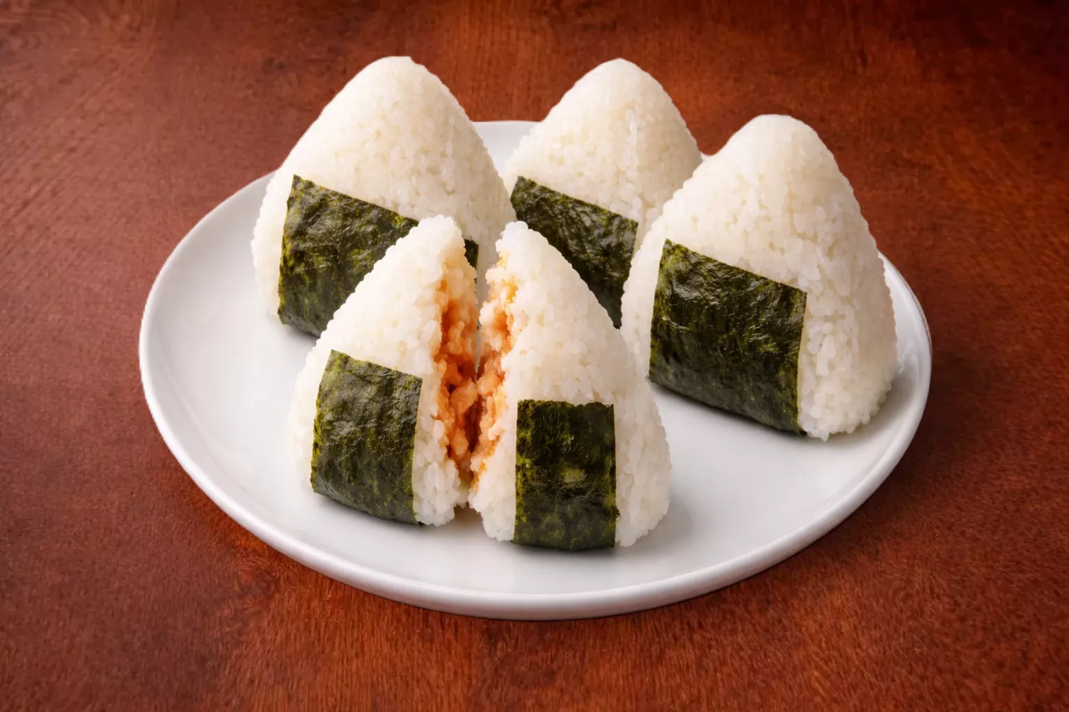 Görsel: Geleneksel Japon Mutfağı Aperatif Onigiri