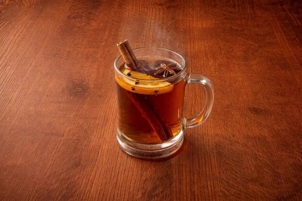 Görsel: Geleneksel İngiliz Mutfağı Mulled Cider